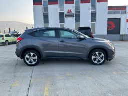 
										Honda HR-V full									