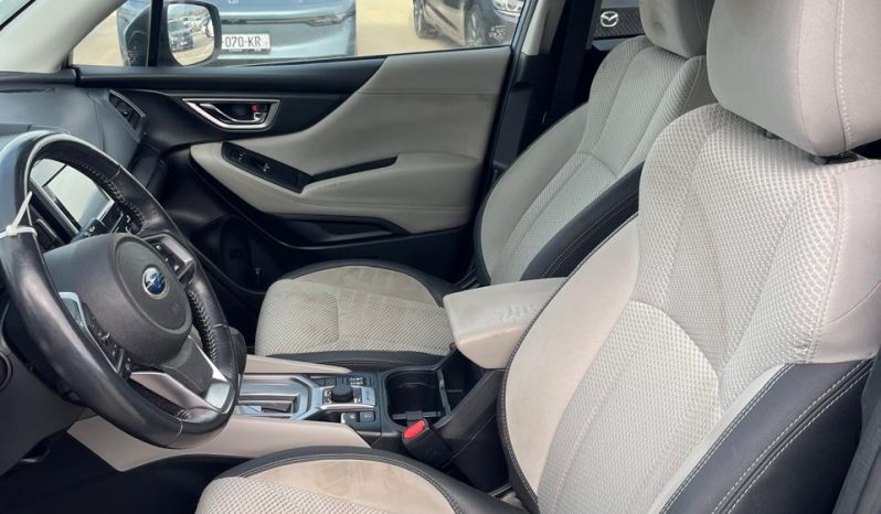 
								Subaru Forester full									