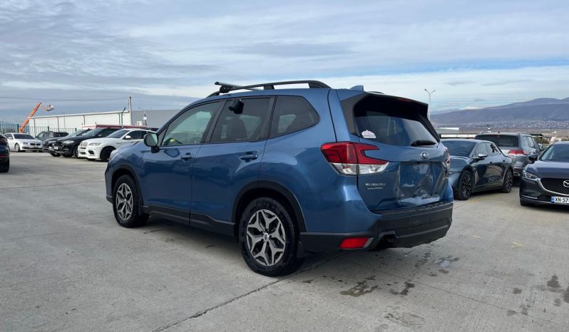 
								Subaru Forester full									