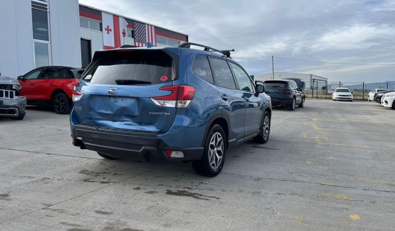 
								Subaru Forester full									
