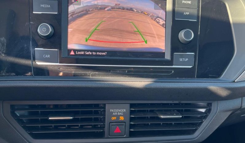 
								VOLKSWAGEN JETTA full									