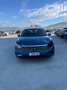 
										VOLKSWAGEN JETTA full									