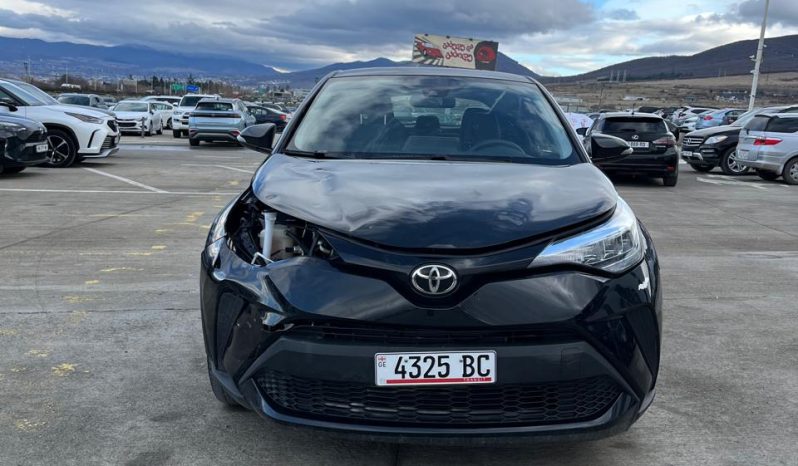 
								Toyota C-HR full									