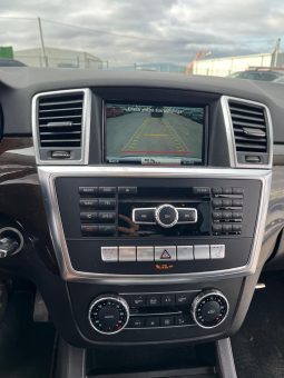 
										Mercedes-Benz ML-Class full									