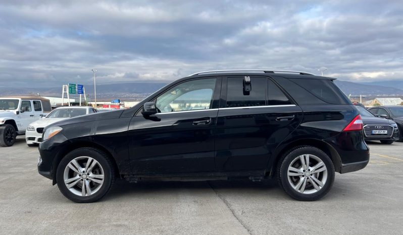 
								Mercedes-Benz ML-Class full									