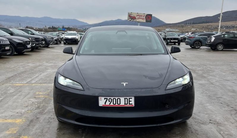 
								Tesla MODEL 3 full									