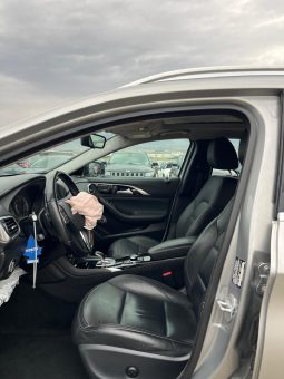 
										2016 Infiniti QX30 full									