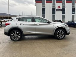 
										2016 Infiniti QX30 full									