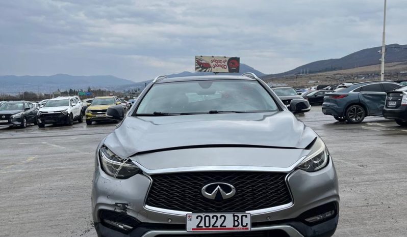 
								2016 Infiniti QX30 full									