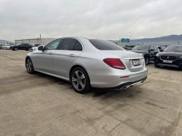 
										MERCEDES-BENZ E300 full									