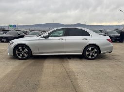 
										MERCEDES-BENZ E300 full									