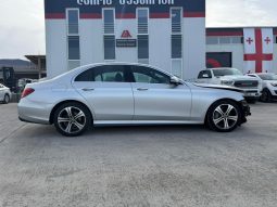 
										2019 Mercedes-Benz E-Class full									