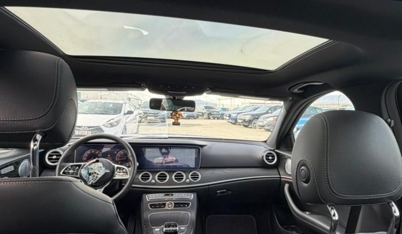 
								2019 Mercedes-Benz E-Class full									