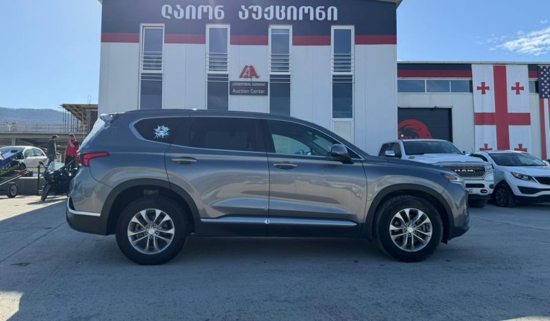 
								HYUNDAI SANTA FE full									