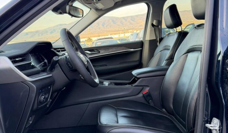 
								2022 Jeep Grand Cherokee full									