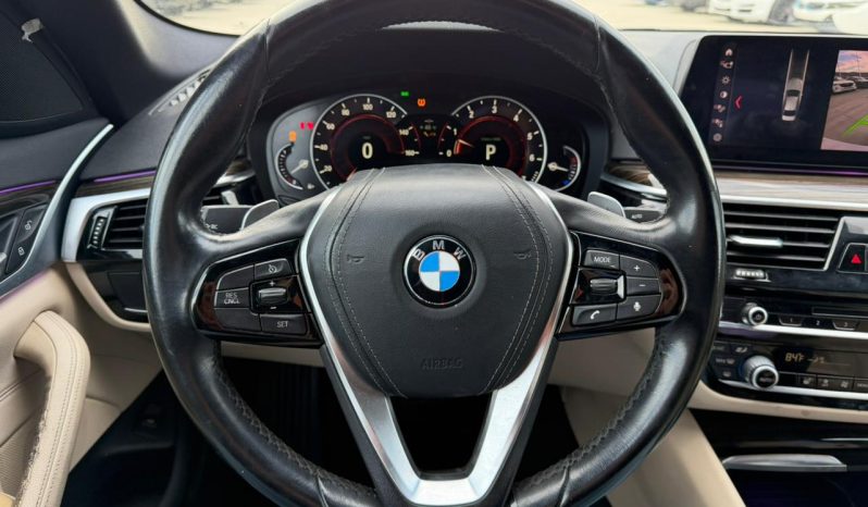 
								BMW 5 Series full									