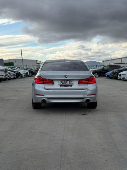 
										BMW 5 Series full									