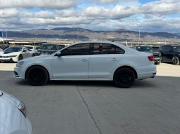 
										2015 Volkswagen Jetta full									