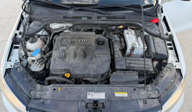 
								2015 Volkswagen Jetta full									