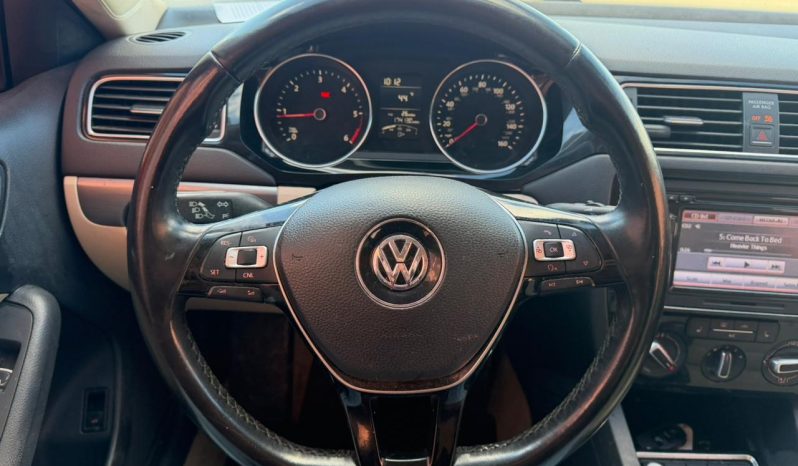 
								2015 Volkswagen Jetta full									