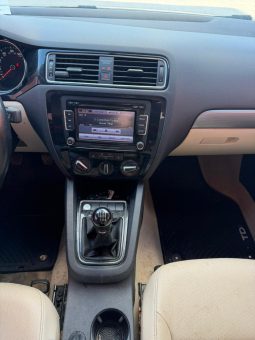 
										2015 Volkswagen Jetta full									