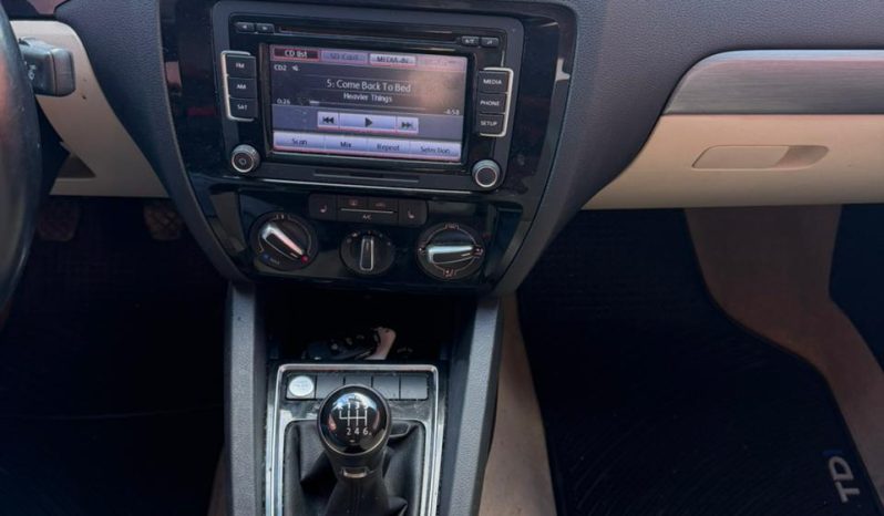 
								2015 Volkswagen Jetta full									