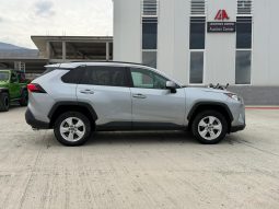 
										TOYOTA RAV4 full									