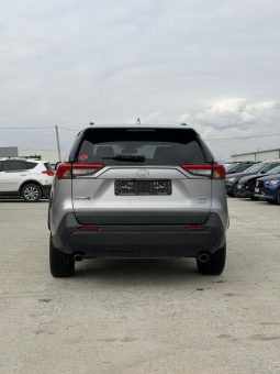
										TOYOTA RAV4 full									