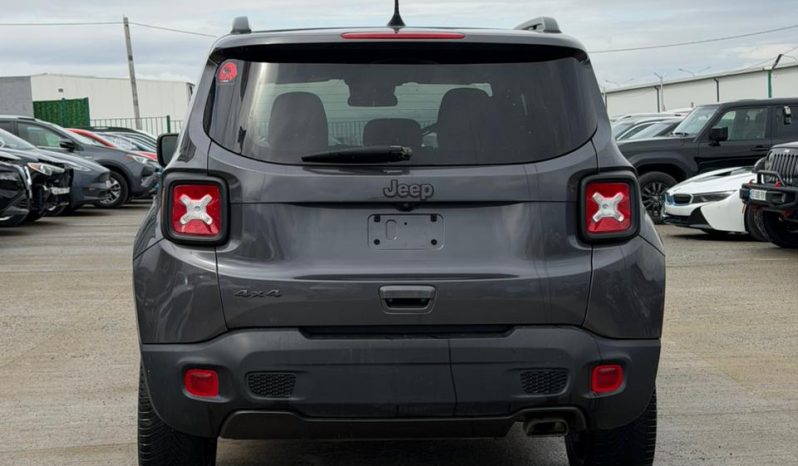 
								Jeep Renegade full									