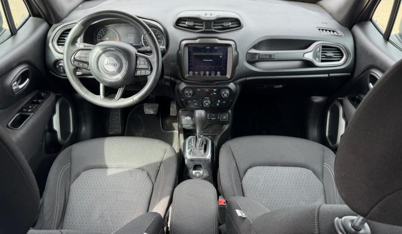 
								Jeep Renegade full									