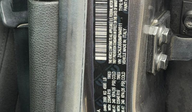 
								Jeep Renegade full									