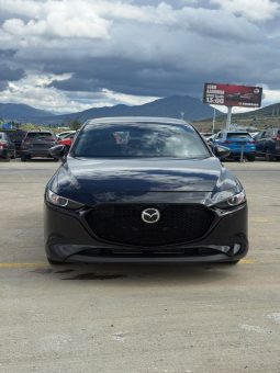 
										MAZDA 3 full									