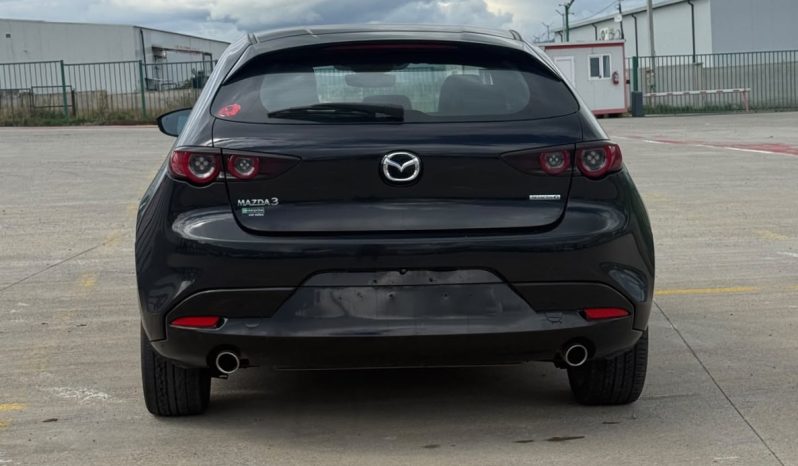 
								MAZDA 3 full									