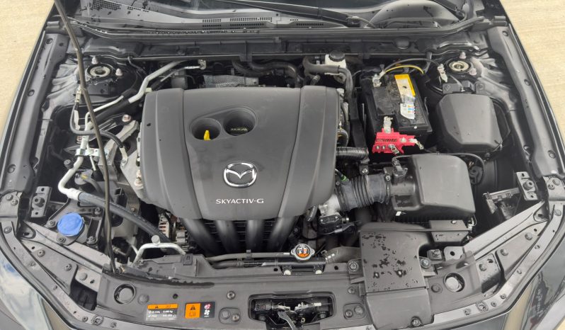 
								MAZDA 3 full									