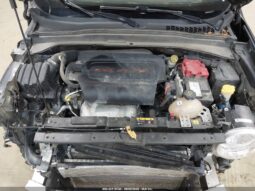 
										Jeep Renegade full									