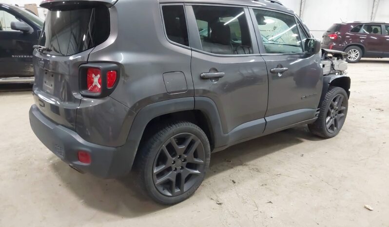 
								Jeep Renegade full									