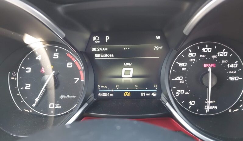
								2019 Alfa Romeo Stelvio full									