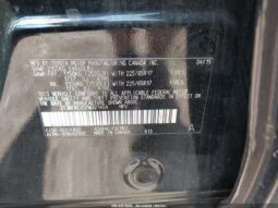 
										TOYOTA RAV 4 XLE full									