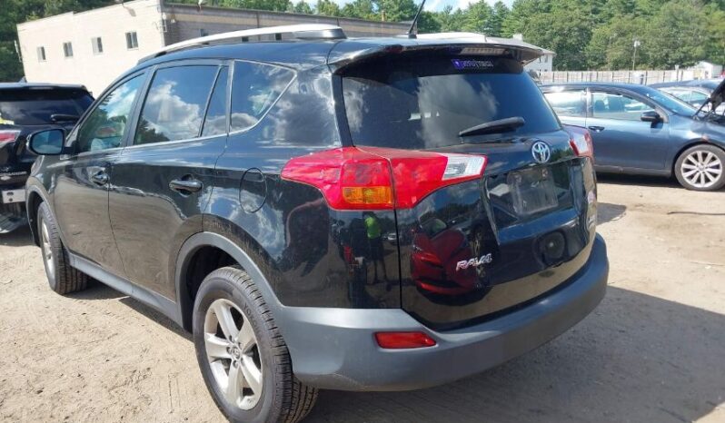 
								TOYOTA RAV 4 XLE full									