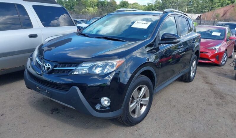 
								TOYOTA RAV 4 XLE full									