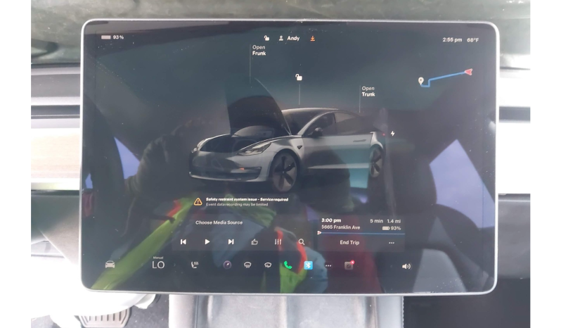 TESLA MODEL 3 full