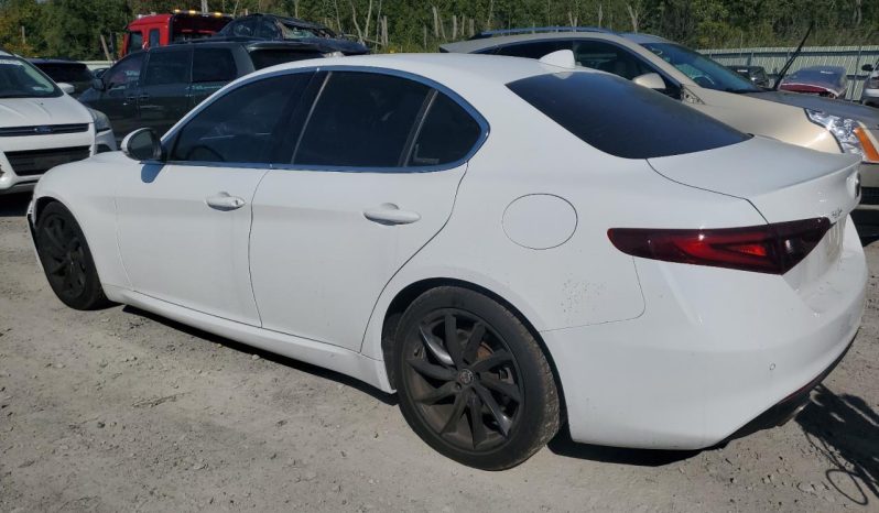 
								Alfa Romeo Giulia full									