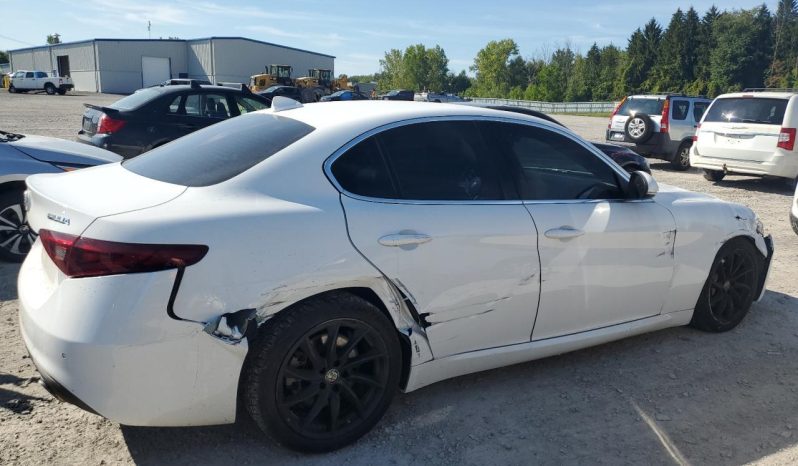 
								Alfa Romeo Giulia full									