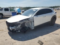 
										Mazda CX-30 full									