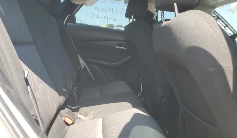 
								Mazda CX-30 full									