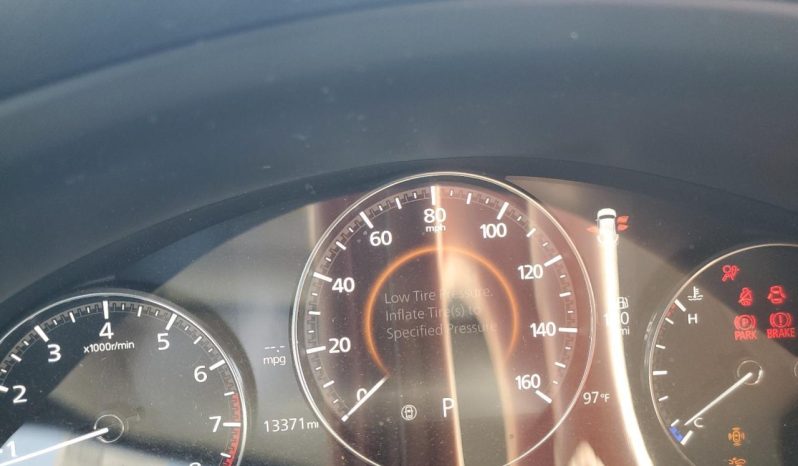 
								Mazda CX-30 full									