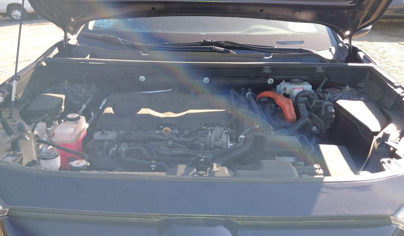 
								2020 Toyota RAV4 full									