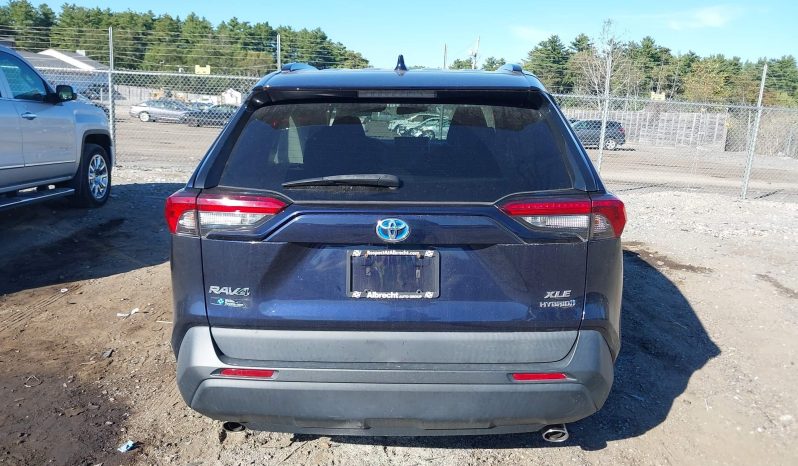 
								2020 Toyota RAV4 full									