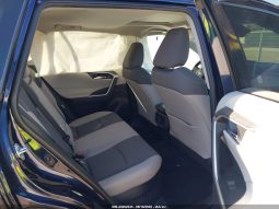 
										2020 Toyota RAV4 full									