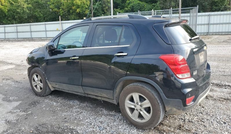 
								Chevrolet Trax full									
